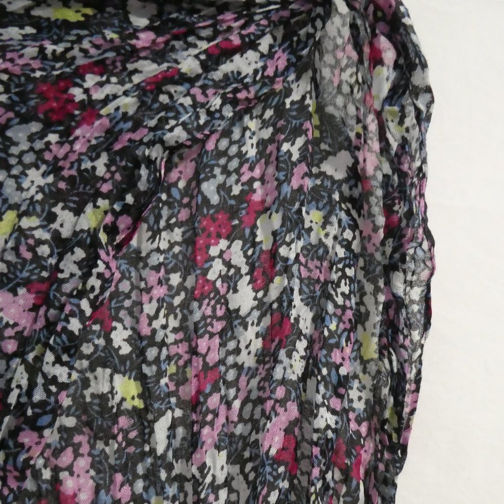 Colorful Floral Scarf - Picture 5 of 8